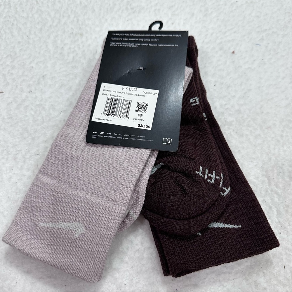 Nike Everyday Socks - Picture 2 of 9